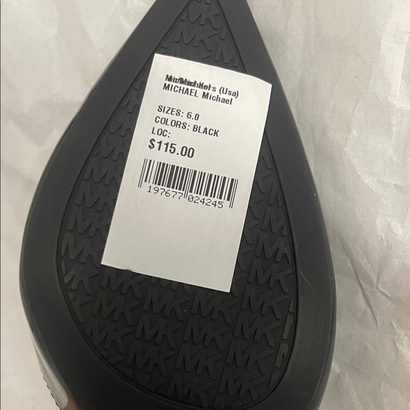 Michael Kors Glossy Black Slingback Heels 3” .size 6 .New without box.R14 - Picture 7 of 7